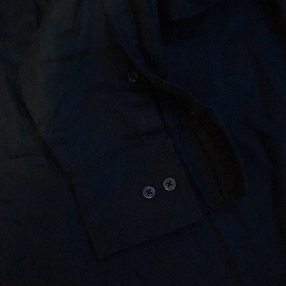 Fitted Van Heusen Black Button-Down Shirt - Picture 3 of 4